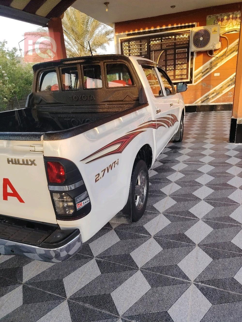 تويوتا هايلوكس